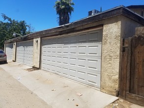 4309 Parkwood Court in Bakersfield, CA - Building Photo - Building Photo