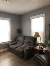 110 Glenwood Ave in Mankato, MN - Building Photo - Building Photo