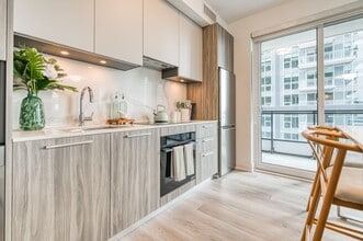 Akoya in Toronto, ON - Building Photo - Building Photo