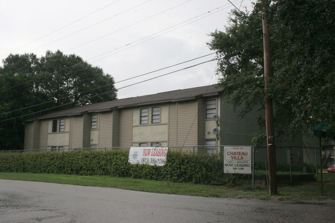 Chateau Village in Tampa, FL - Foto de edificio