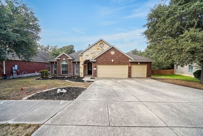 177 Brush Trail Ln in Cibolo, TX - Building Photo - Building Photo