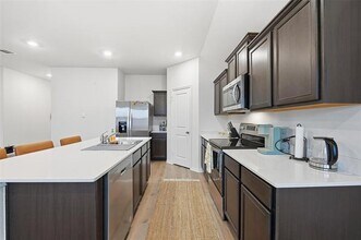 13125 S Haven Wy in Providence Village, TX - Building Photo - Building Photo