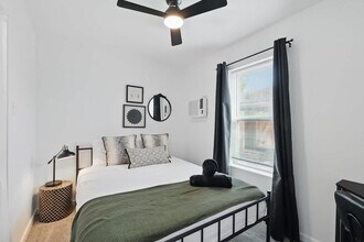 2336 Minnie St, Unit SI ID1514807P in Haltom City, TX - Building Photo - Building Photo