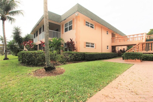 property at 760 SE 2nd Ave