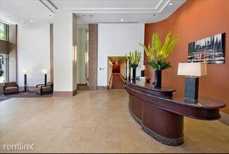 136 E 55th St-Unit -7B in New York, NY - Building Photo - Building Photo