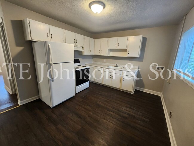 101 Hedgecock Ave SW in Winston-Salem, NC - Foto de edificio - Building Photo