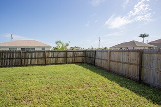 1723 NW 5th St in Cape Coral, FL - Building Photo - Building Photo