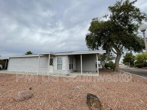 2350 Adobe Rd in Bullhead City, AZ - Building Photo - Building Photo