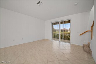 2878 Blossom Wy in Naples, FL - Building Photo - Building Photo