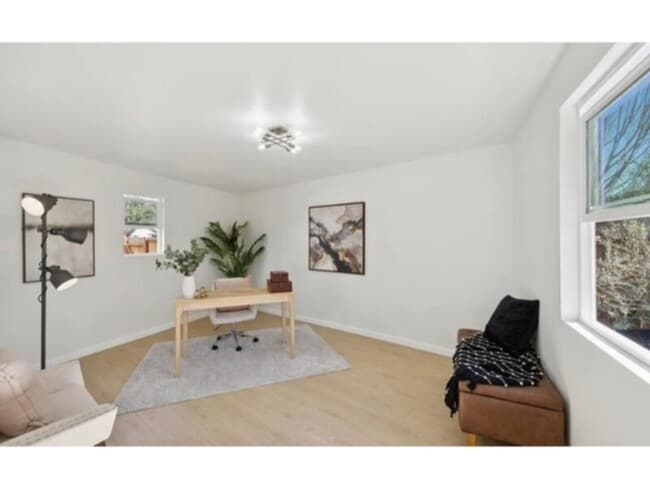 property at 240 Briar Ln