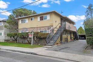 1371 Vía Dondera in Santa Clara, CA - Building Photo