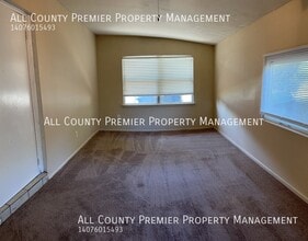 4611 Clarcona Ocoee Rd in Orlando, FL - Building Photo - Building Photo