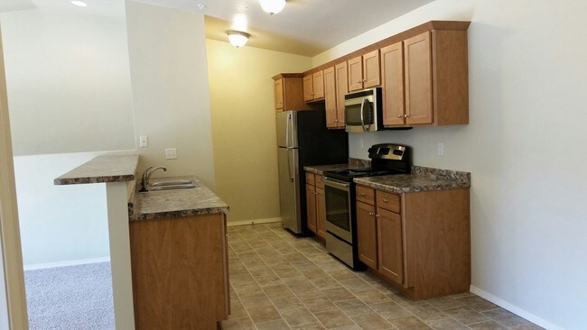 DRISCOLL ROAD ESTATES photo'