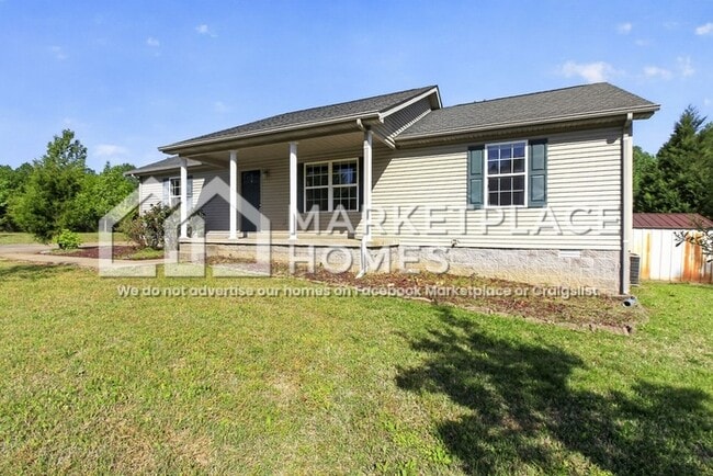 11820 Scottsville Rd in Alvaton, KY - Building Photo - Building Photo