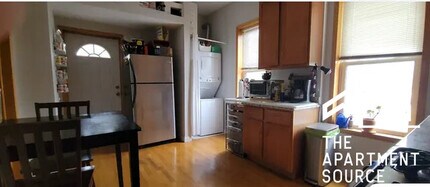 2700 W Chicago Ave in Chicago, IL - Building Photo - Building Photo
