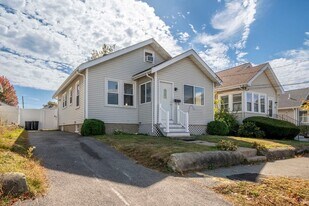 82 Cliff St, Unit L502 in Quincy, MA - Building Photo
