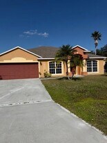 937 Picardy Dr in Kissimmee, FL - Building Photo