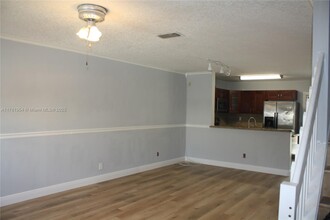 2908 Edgehill Ln in Hollywood, FL - Building Photo - Building Photo