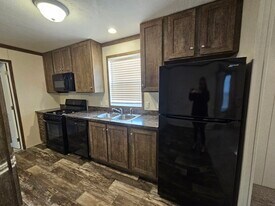 46000 Geddes Rd in Canton Township, MI - Building Photo