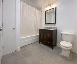 52 Webster Ave in New Rochelle, NY - Foto de edificio - Building Photo