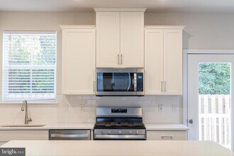 113 Four Leaf Dr in Downingtown, PA - Building Photo - Building Photo