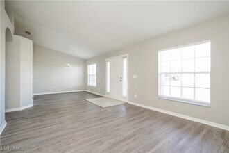 130 NE 11th Terrace in Cape Coral, FL - Building Photo - Building Photo