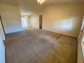 505 E Kristen Ave in Ellensburg, WA - Building Photo - Building Photo