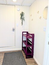 564 Walton Ave, Unit D in Hummelstown, PA - Foto de edificio - Building Photo