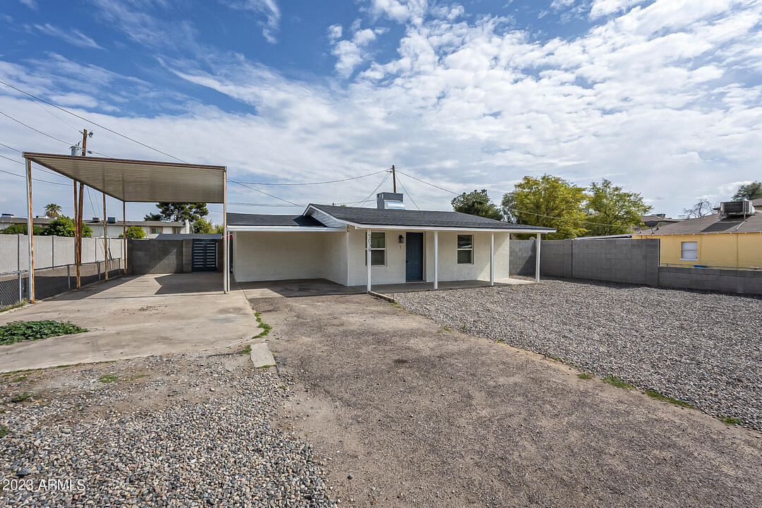 5039 N 18th Ave in Phoenix, AZ - Building Photo