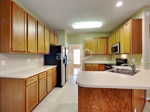 8413 Astwell Ct in Raleigh, NC - Foto de edificio - Building Photo