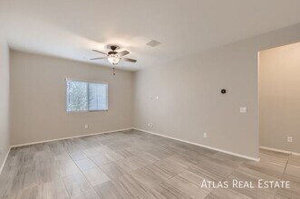 2129 N 212th Ln in Buckeye, AZ - Foto de edificio - Building Photo