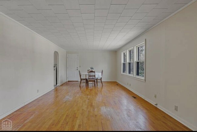 1615 Wood St in Jonesboro, AR - Foto de edificio - Building Photo