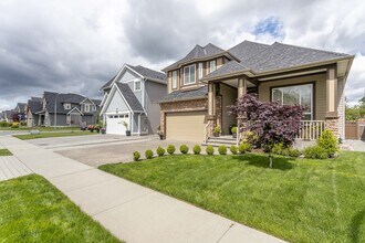 2600 Caboose Pl in Abbotsford, BC - Building Photo - Building Photo