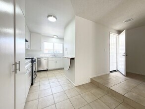 4213 La Casita Way in Oceanside, CA - Building Photo - Building Photo