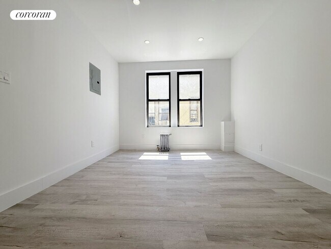 1632 Madison Ave in New York, NY - Building Photo - Building Photo