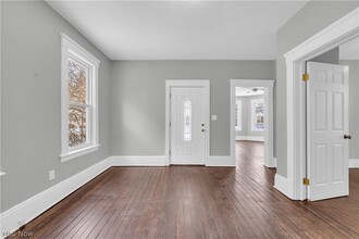 1528 Newman Ave in Lakewood, OH - Building Photo - Building Photo