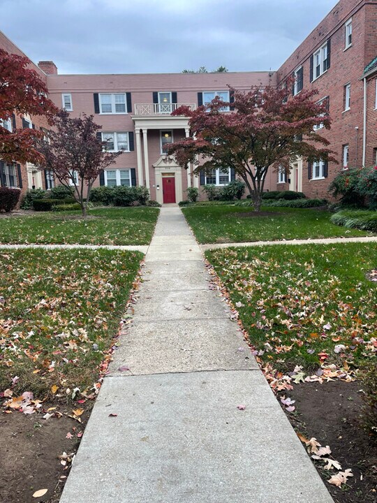 2008 Fort Davis St SE in Washington, DC - Building Photo