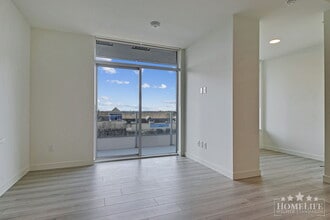 8551-8201 201 St in Langley, BC - Building Photo - Building Photo