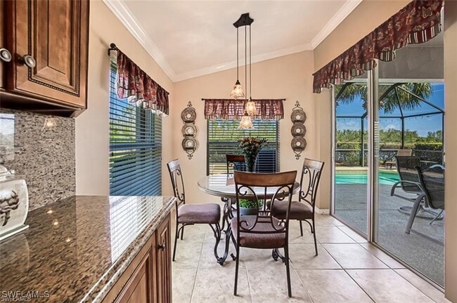 property at 10092 Oakhurst Way