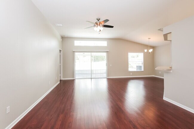 10302 Soaring Eagle Dr in Riverview, FL - Building Photo - Building Photo