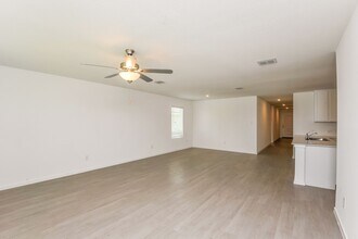 2753 Mistwood Dr in Fort Worth, TX - Building Photo - Building Photo