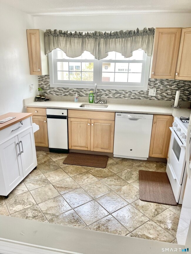 property at 2390 State St