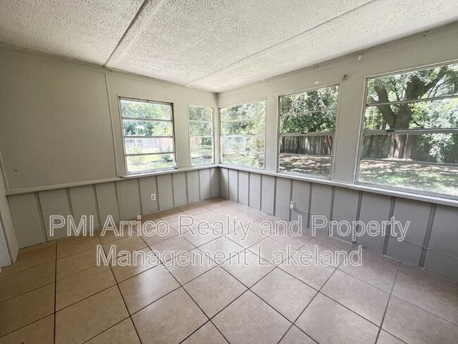 829 W Carole St in Lakeland, FL - Building Photo - Building Photo