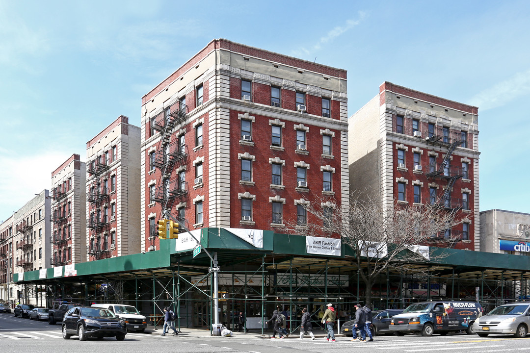 701 W 180th St in New York, NY - Foto de edificio