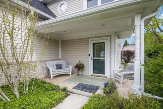 212 Walter St in Carmel, IN - Building Photo - Building Photo