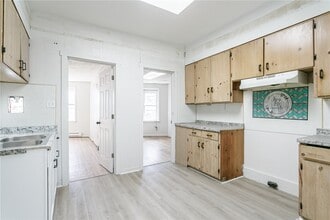 85 Mapledale St in Rochester, NY - Building Photo - Building Photo