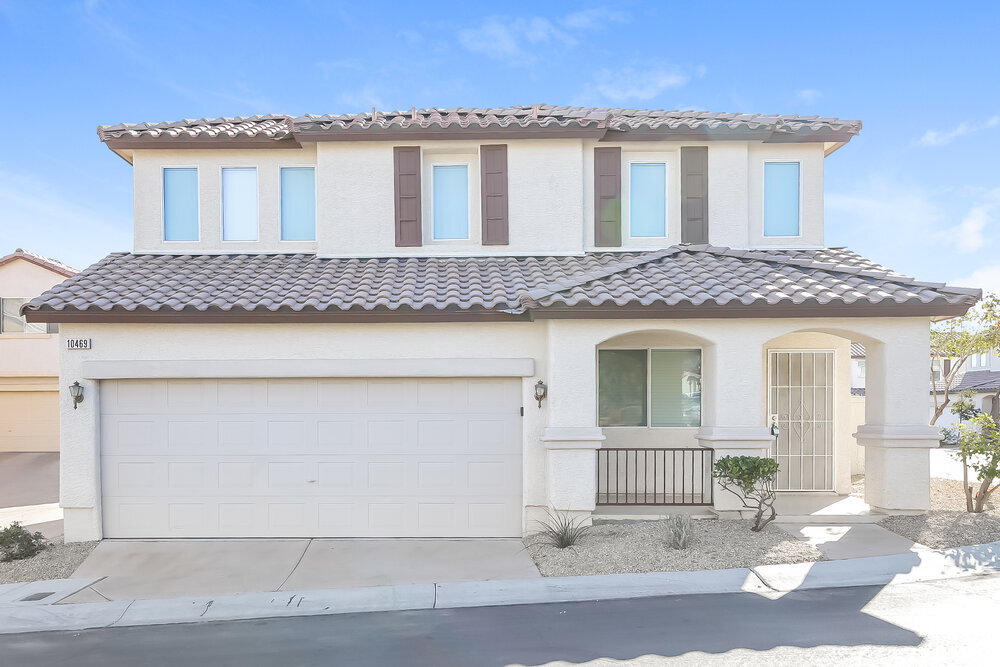 10469 Armand Ave in Las Vegas, NV - Building Photo