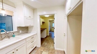 805 Timber Dr in New Braunfels, TX - Building Photo - Building Photo