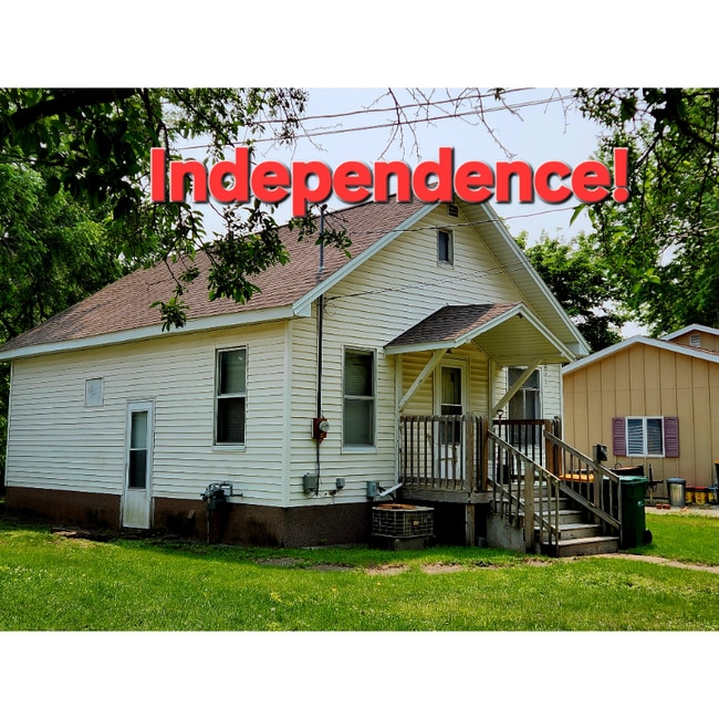 property at 302 4th Ave SE