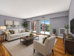 1615 E Central Rd in Arlington Heights, IL - Building Photo - Building Photo